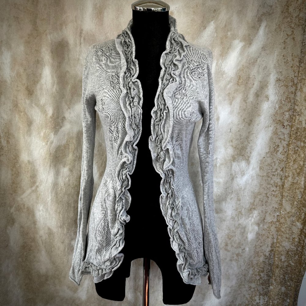 Guinevere I Anthropologie Ruffle Cardigan S
